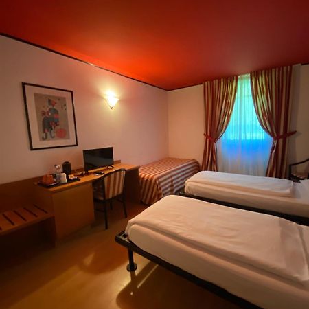 Albergo Aprica Garni Екстер'єр фото